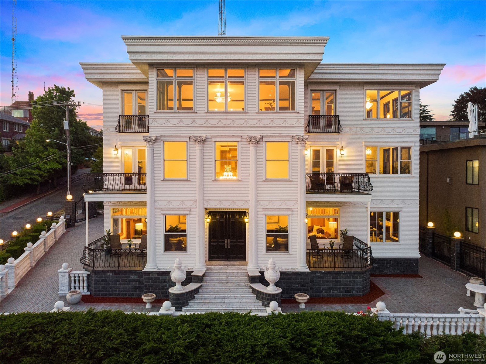 Queen Anne home exterior